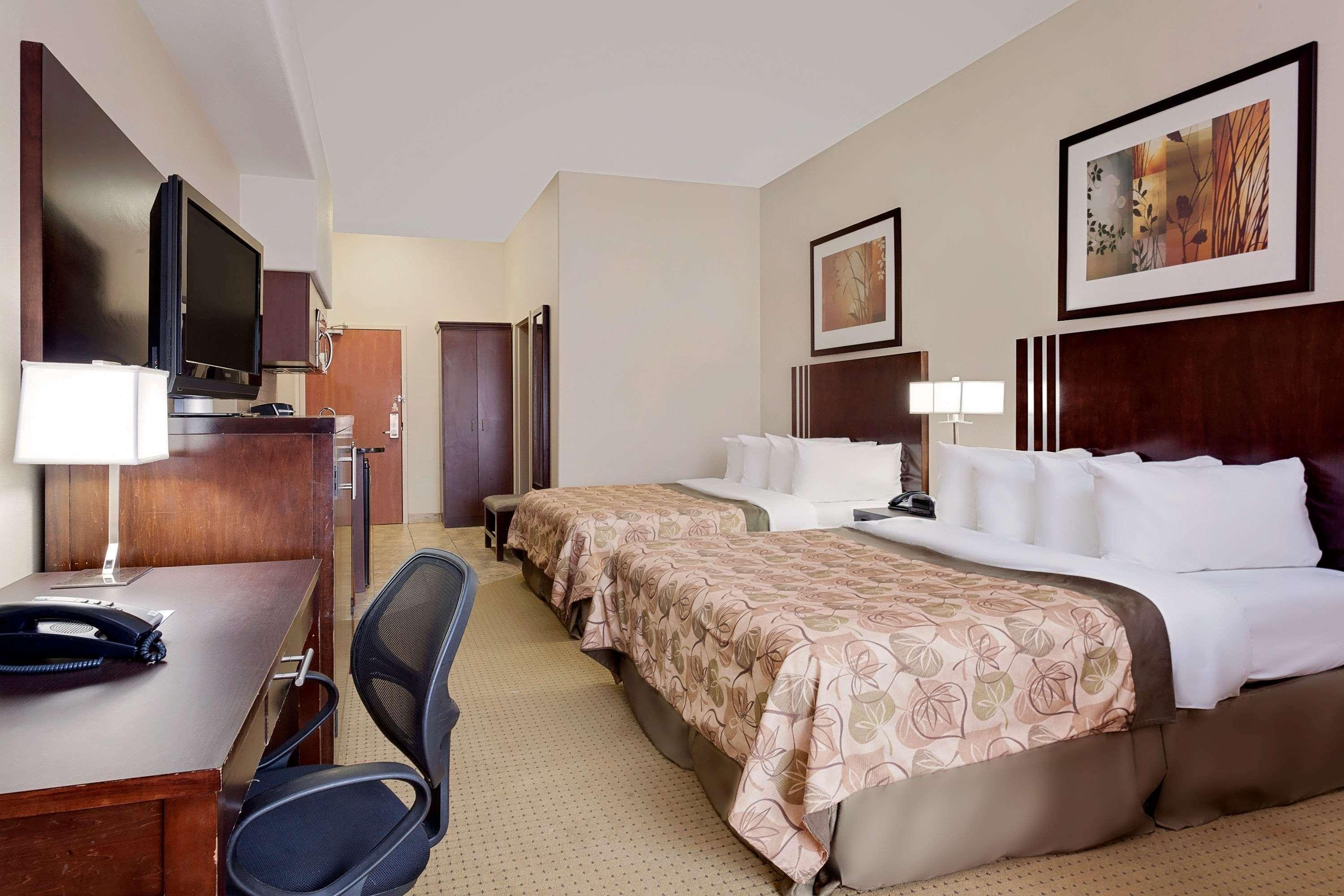 Ramada By Wyndham Lac La Biche Exterior photo