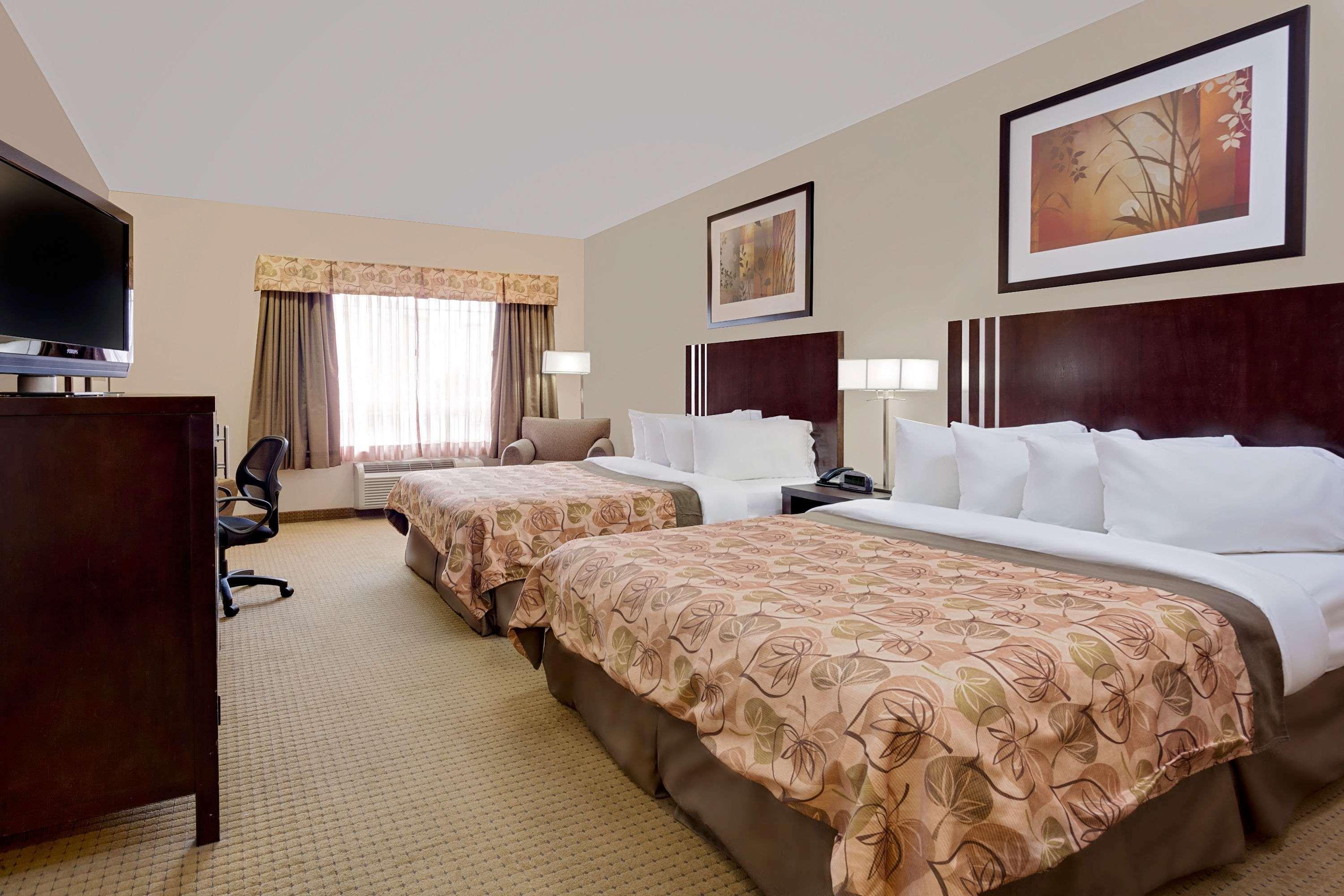 Ramada By Wyndham Lac La Biche Exterior photo