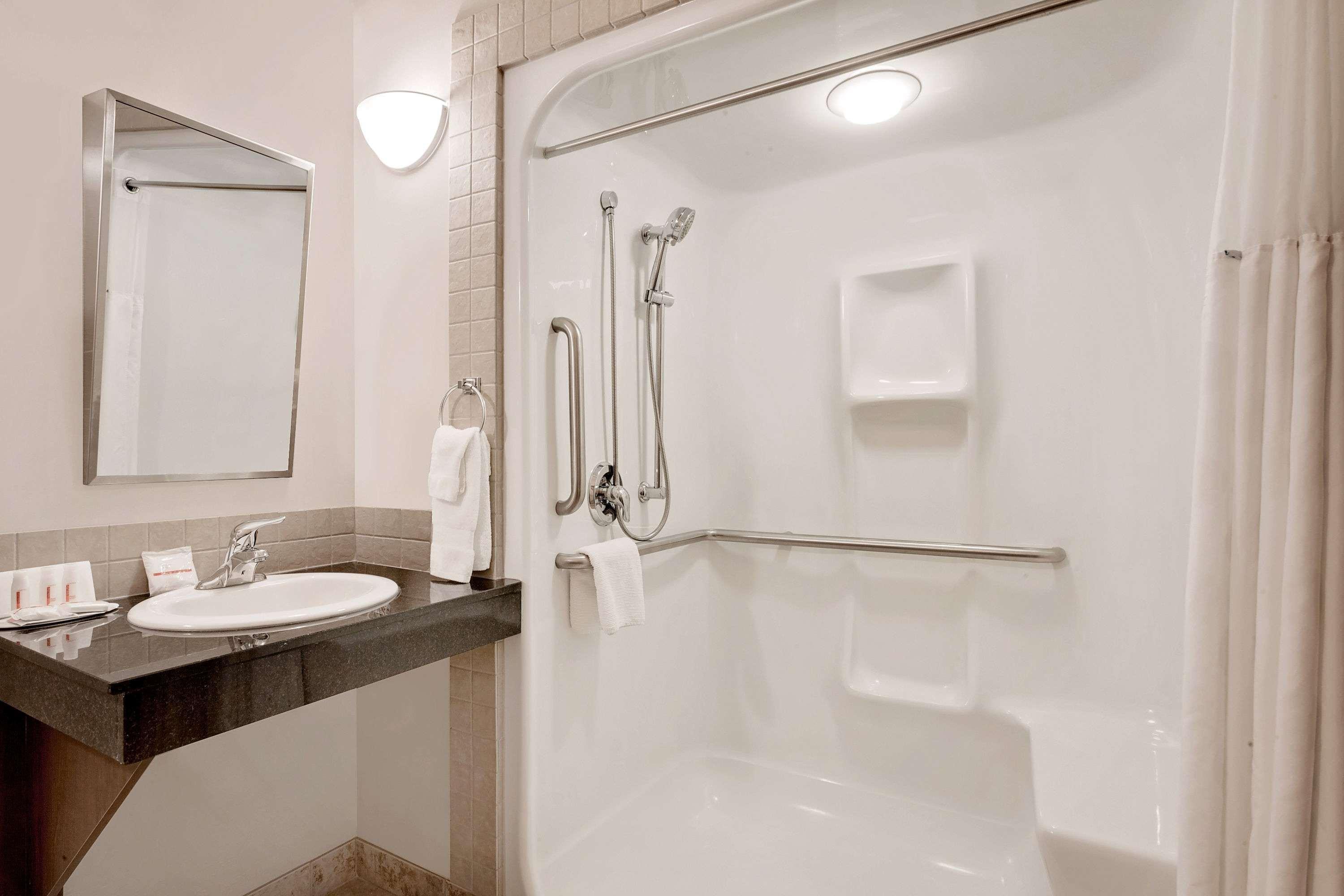 Ramada By Wyndham Lac La Biche Exterior photo